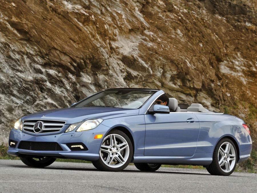  Mercedes-Benz E550 Cabriolet 2010 года  (фото 17 из 21)